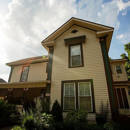 Bees B & B-V Mount Airy Exterior photo